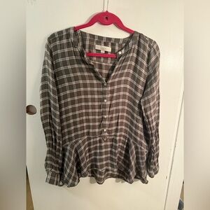 Loft size S green plaid partial button down long sleeve blouse with flutter hem